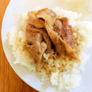 豚の生姜焼き丼